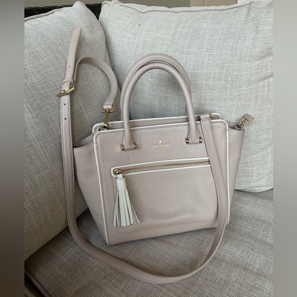 kate spade Handbags - Kate spade Chester Street crossbody